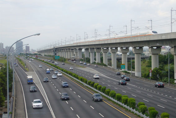 Highway toll and air pollution